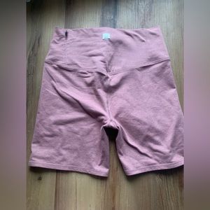 Vuori pink athletic shorts size medium